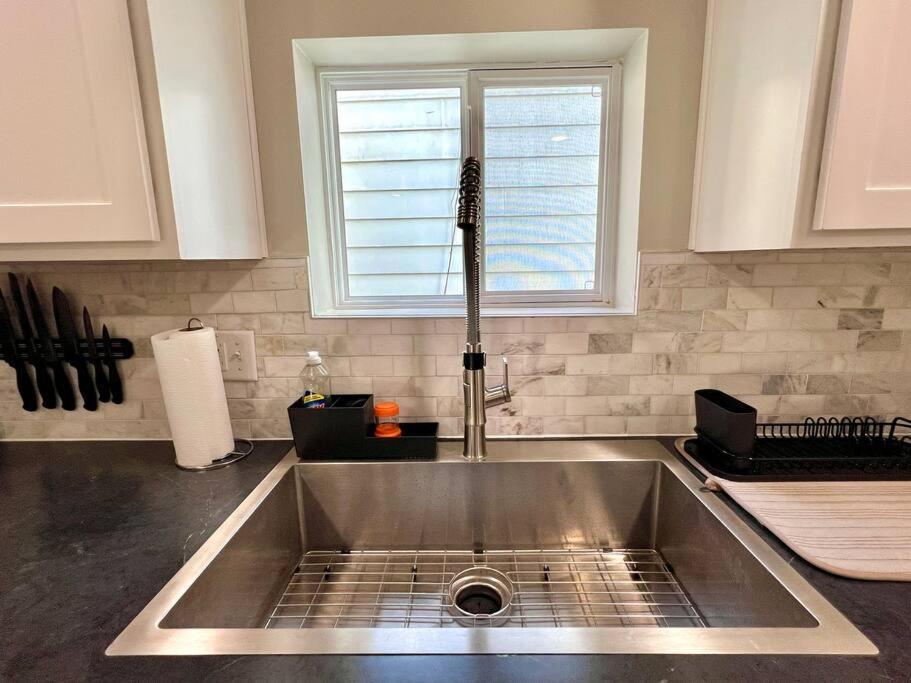 Modern Style Home Near Dt Indy & Major Attractions Indianapolis Luaran gambar