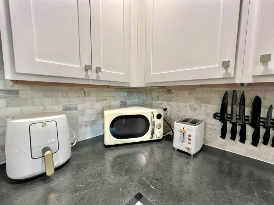 Modern Style Home Near Dt Indy & Major Attractions Indianapolis Luaran gambar