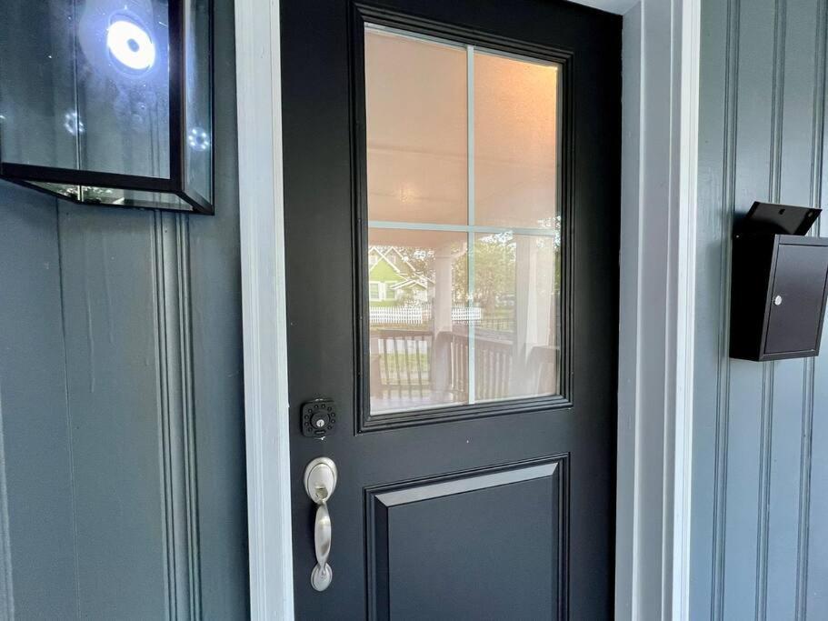Modern Style Home Near Dt Indy & Major Attractions Indianapolis Luaran gambar