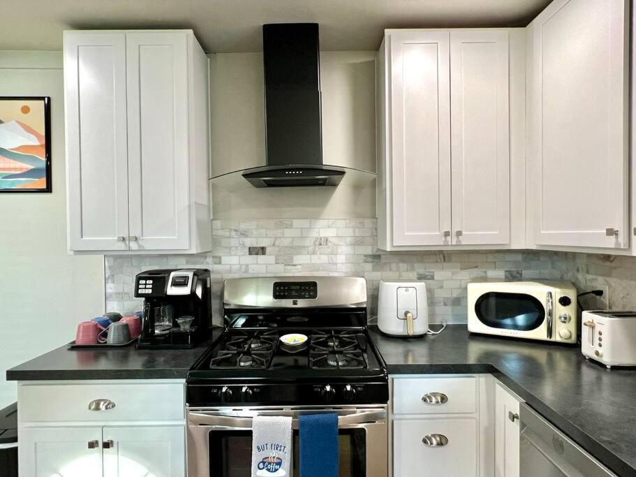 Modern Style Home Near Dt Indy & Major Attractions Indianapolis Luaran gambar