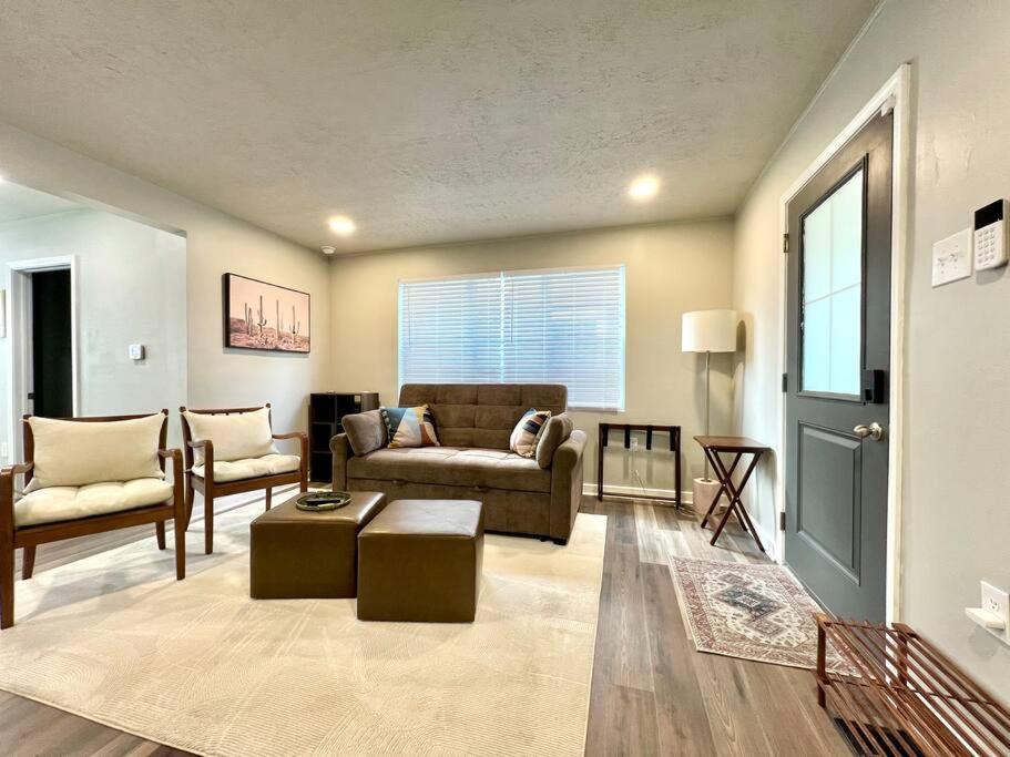 Modern Style Home Near Dt Indy & Major Attractions Indianapolis Luaran gambar
